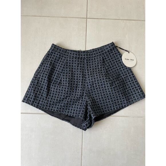 Line + Dot Multicolor High Waist Plaid Pleated Eyelet Shorts Lined - Picture 1 of 5